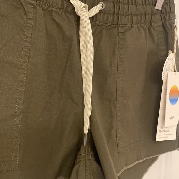Women’s Vuori vintage, ripstop, short dark, oregano, size small - Picture 7 of 8